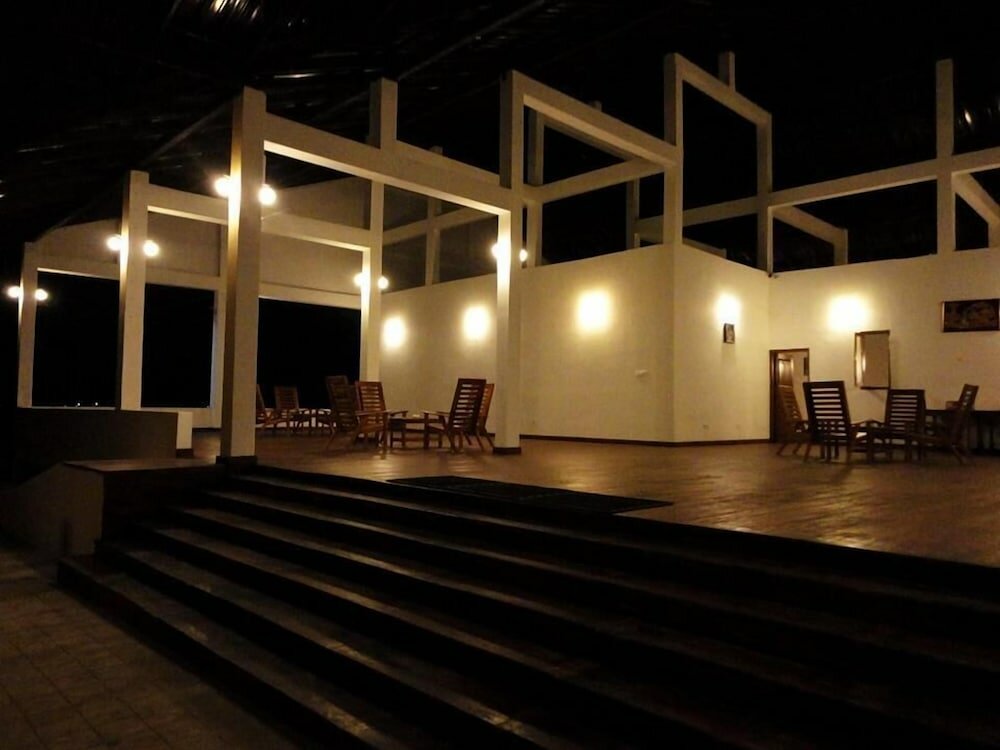 Фото Hotel Naaval