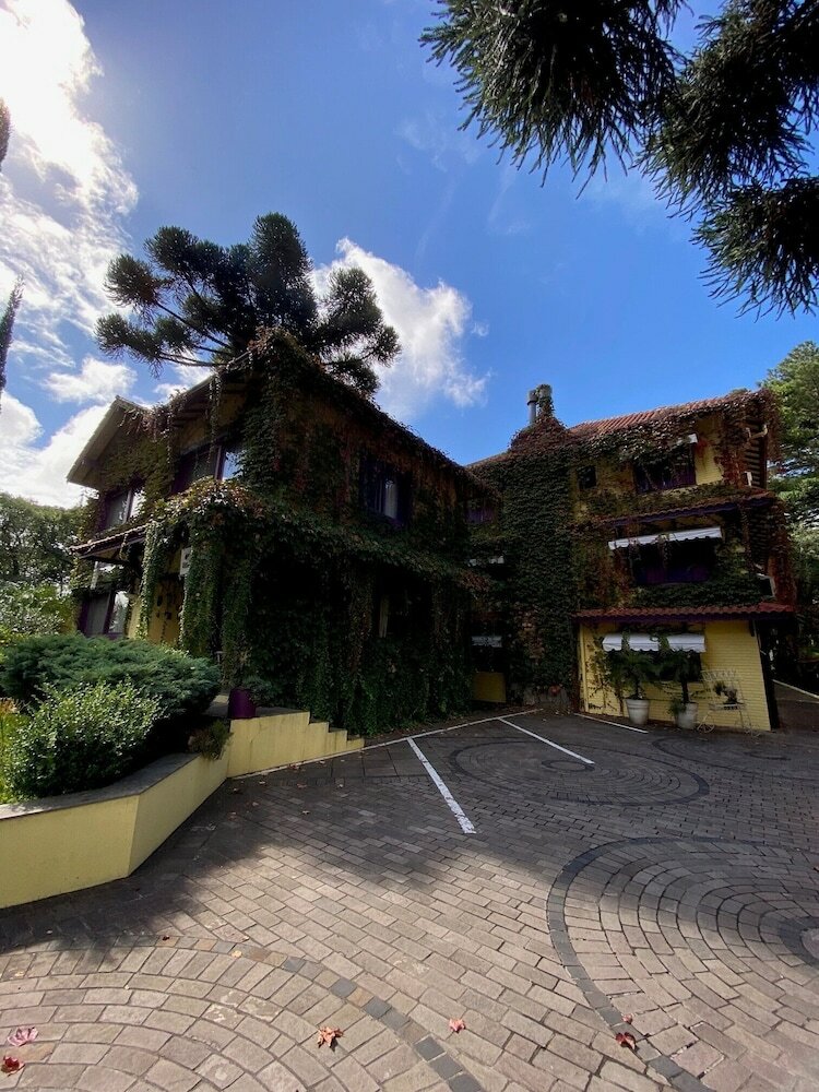 Фото Petit Hotel Provence Gramado Tissiani