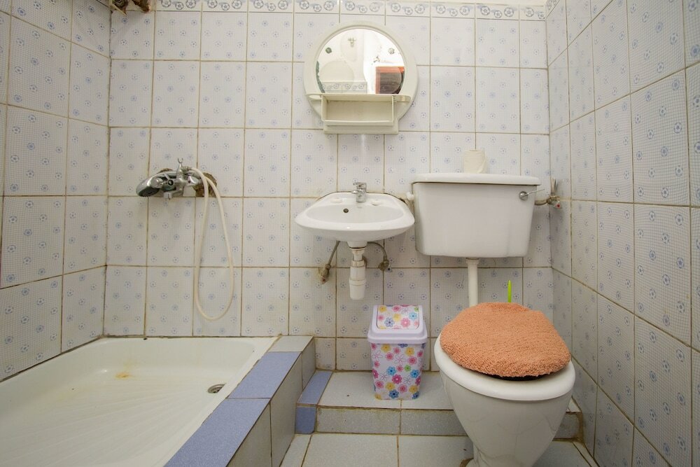 Фото Chez Johnson Hotel