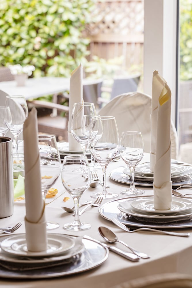 Фото Hotel Zum Zeppelin