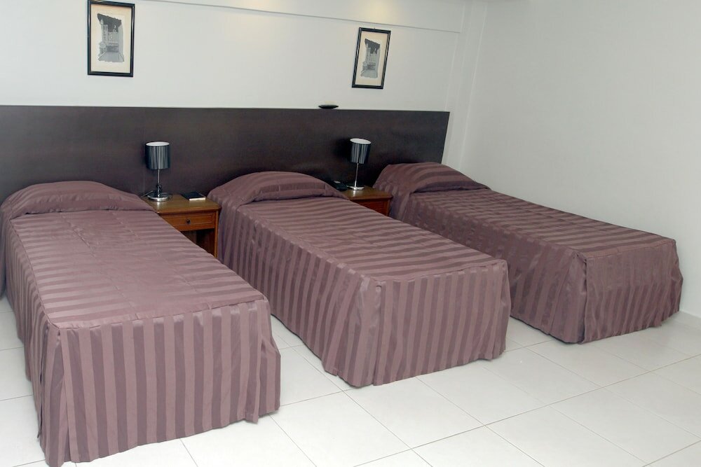 Фото Hotel Plaza Apolo