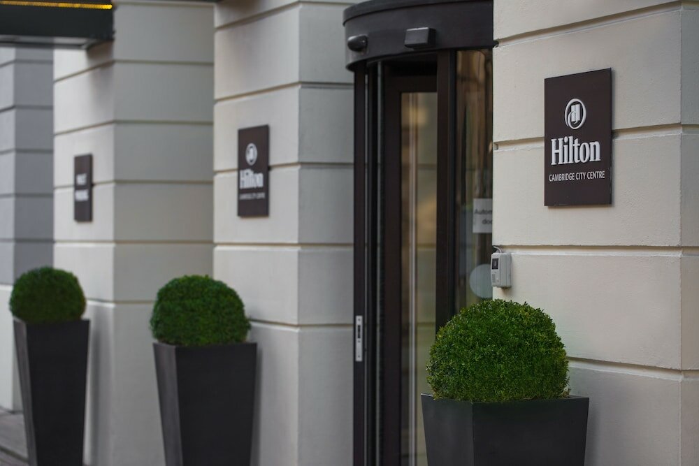 Фото Hilton Cambridge City Centre