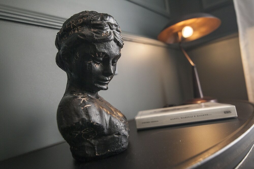 Фото Seven Suites