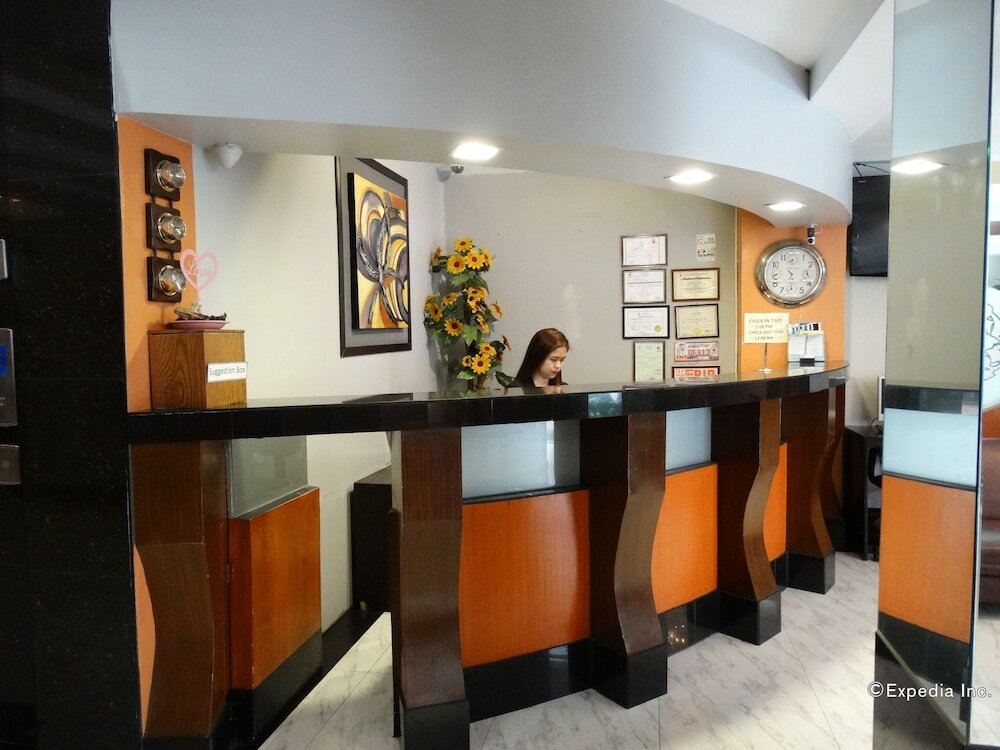 Фото Silver Oaks Suites & Hotel