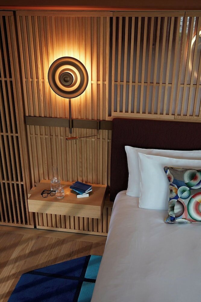 Фото So Paris Hotel