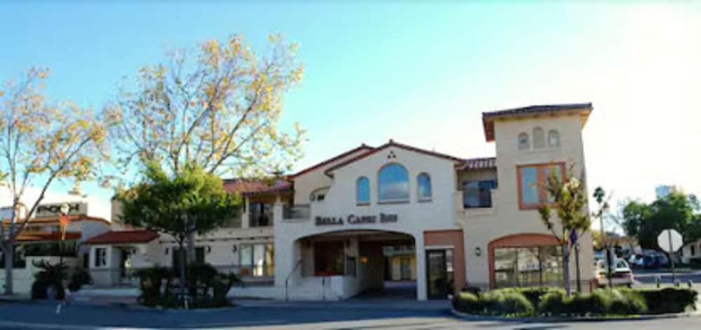 Фото Bella Capri Inn