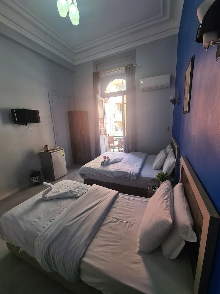 Фото The Australian Hostel