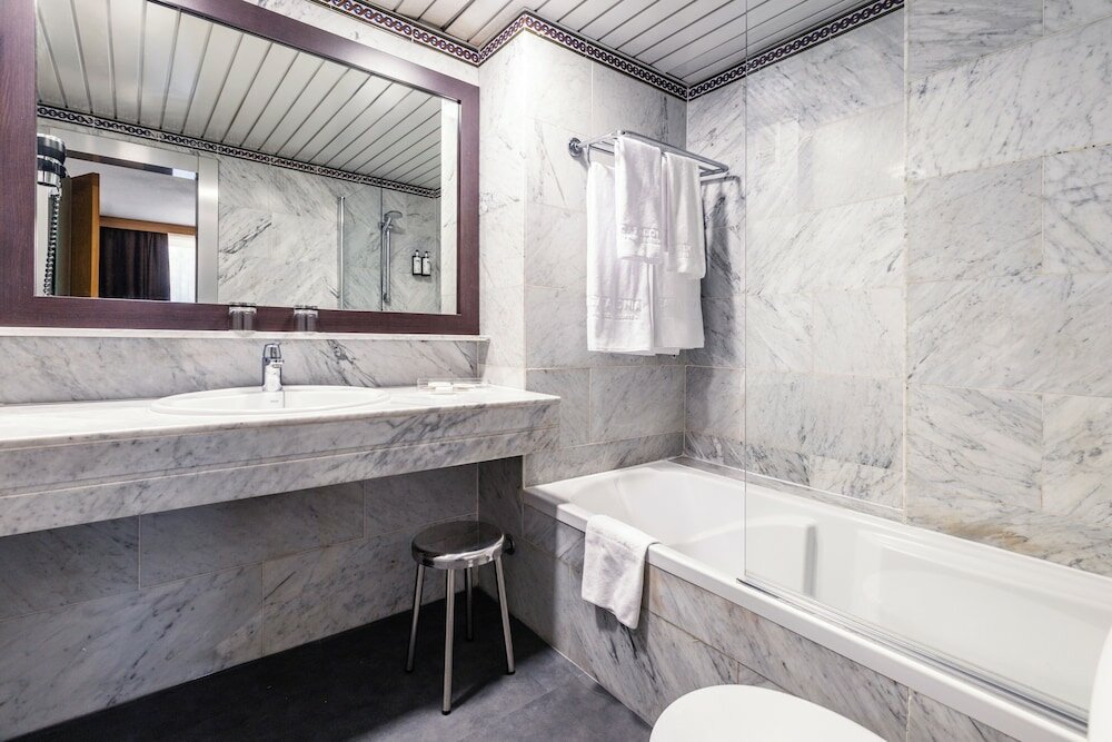 Фото Catalonia Oro Negro