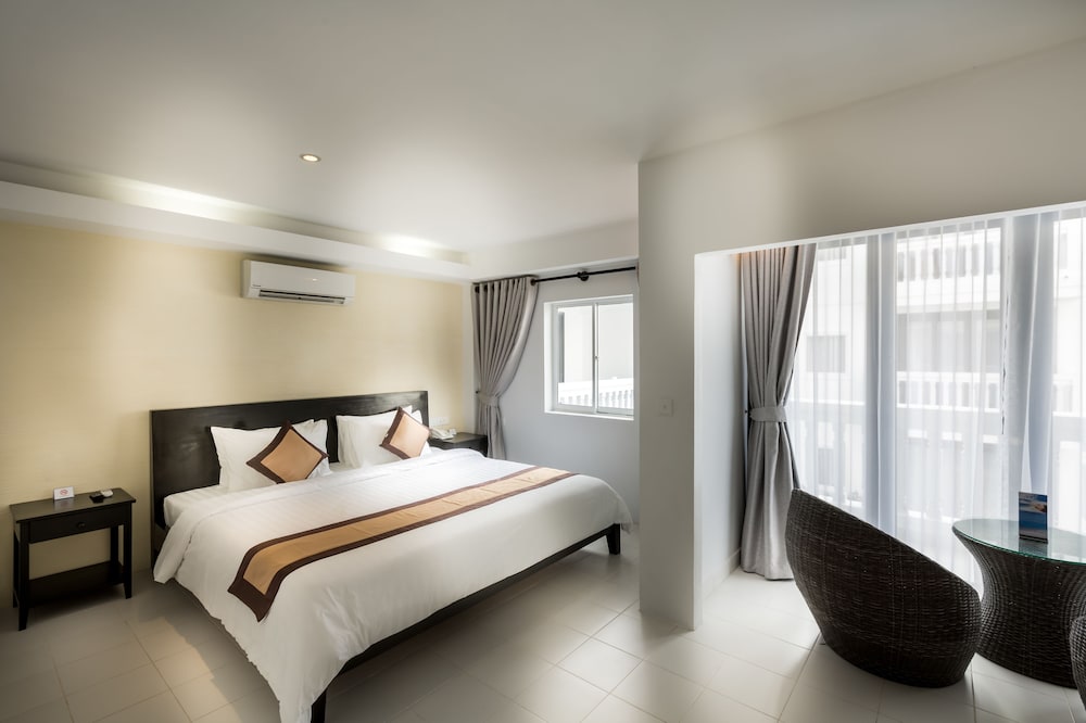 Фото Mary Beach Hotel and Resort