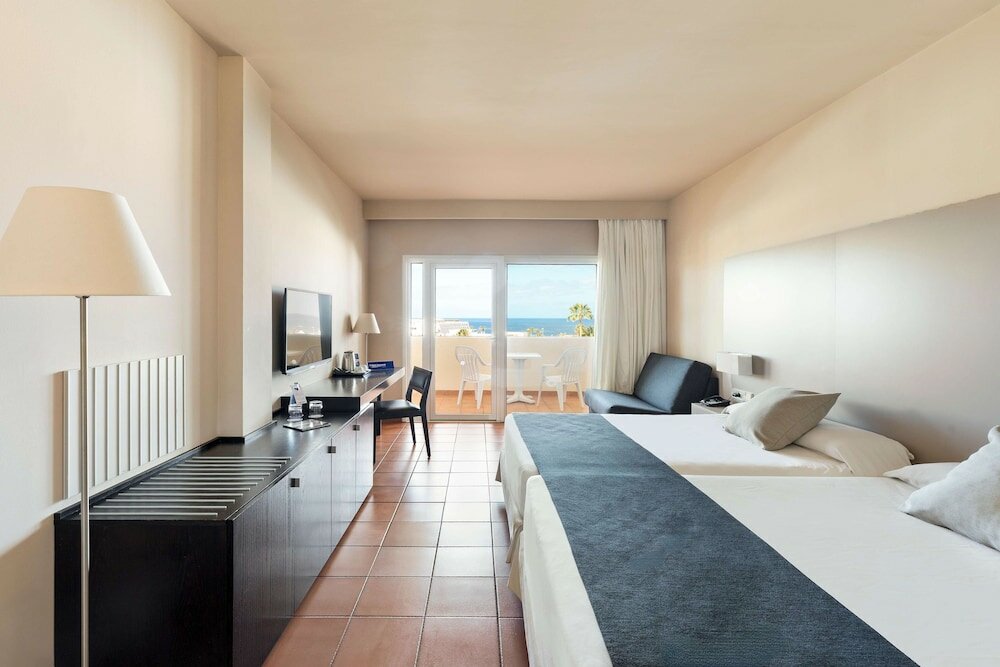 Фото Hotel Best Jacaranda