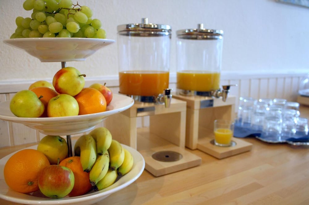 Фото Auto-Parkhotel