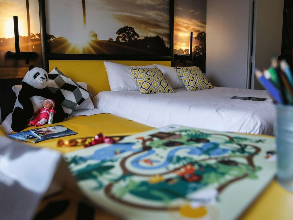 Фото Ibis Styles Clermont-Ferrand République