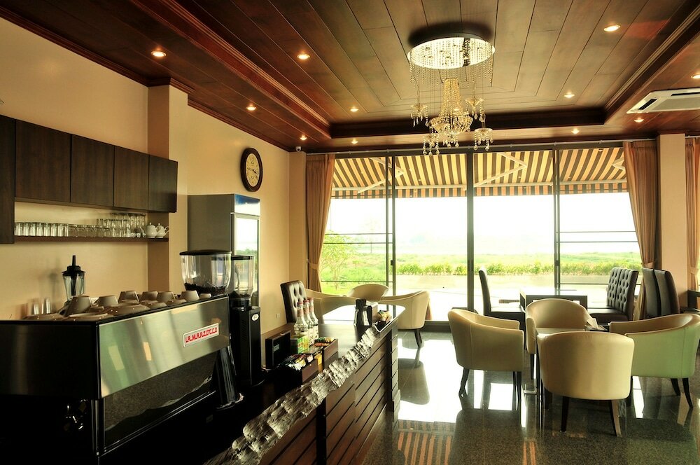 Фото Green Hill Hotel Phayao