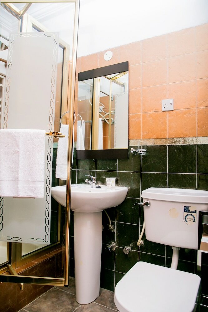 Фото Eden Vale Hotel