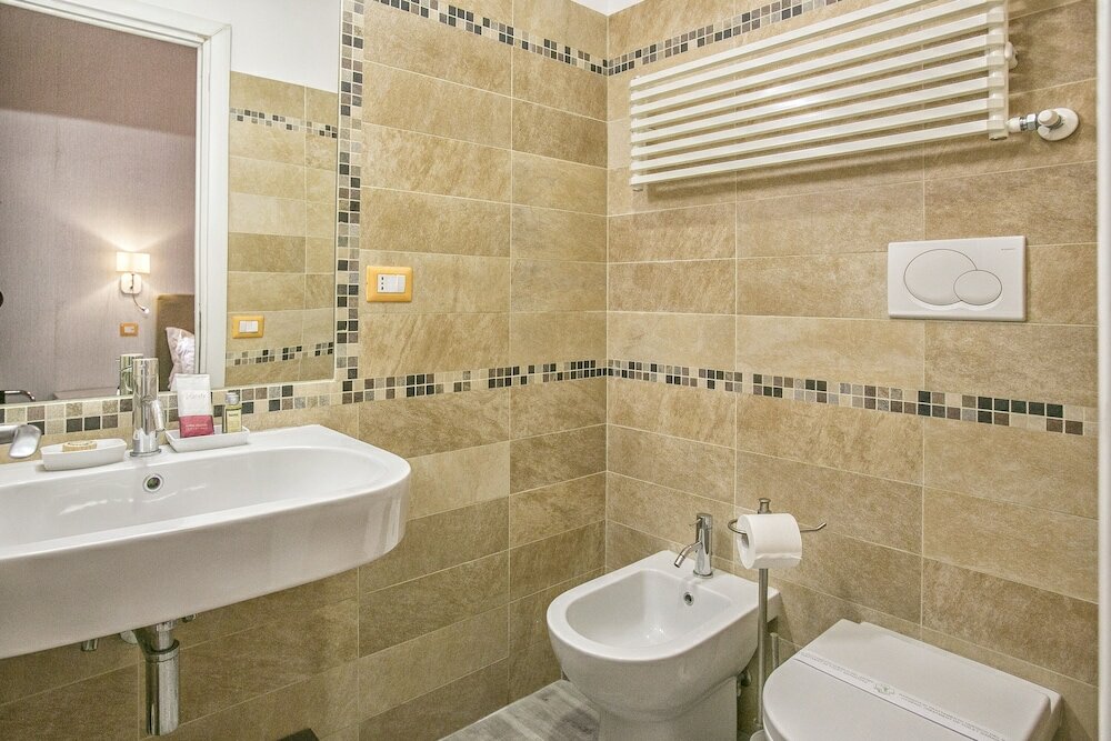 Фото History Suite