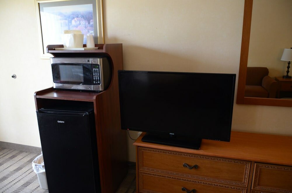 Фото Baymont by Wyndham Lynchburg