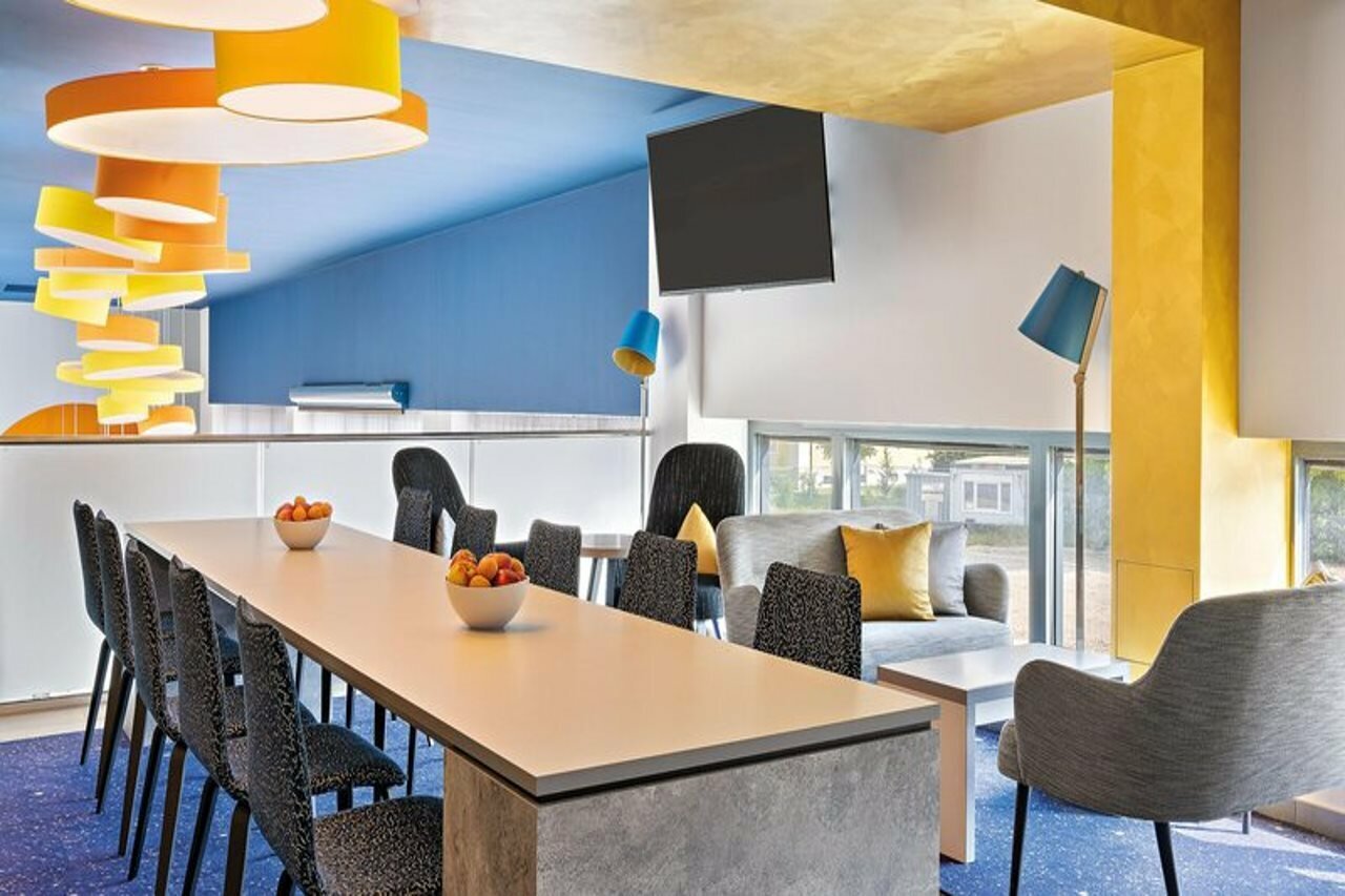 Фото Styles Hotel Nördlingen