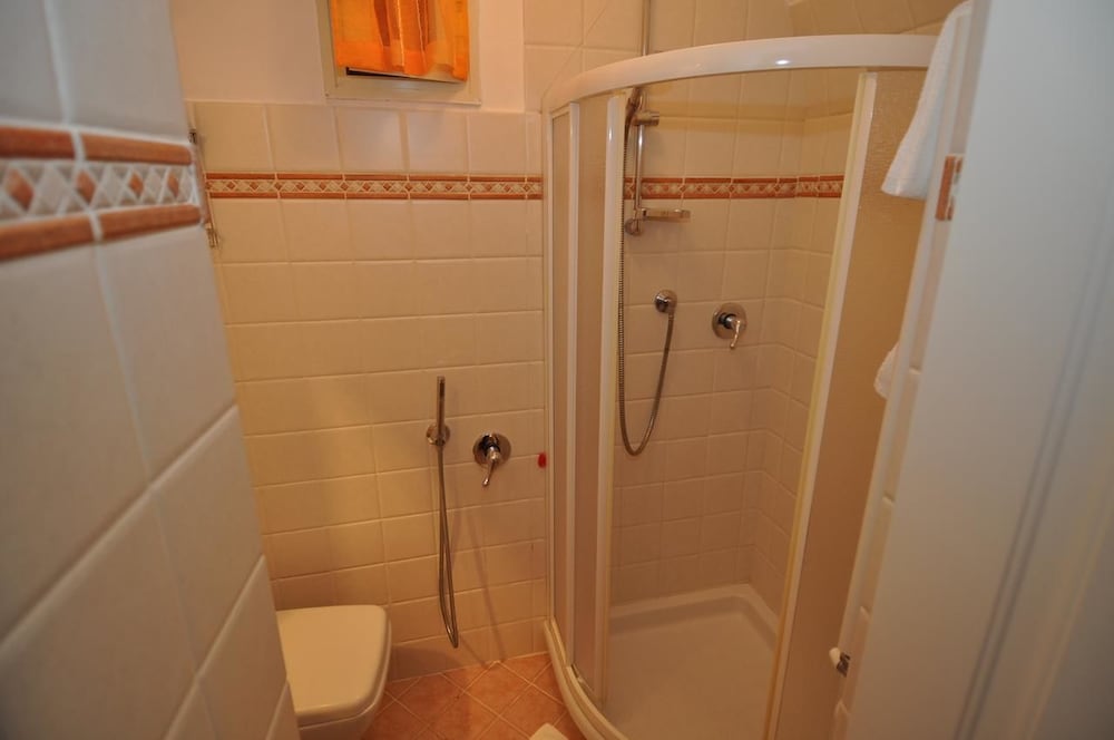 Фото Sandra Villa Rooms