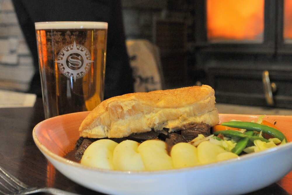 Фото The Old Mill Inn