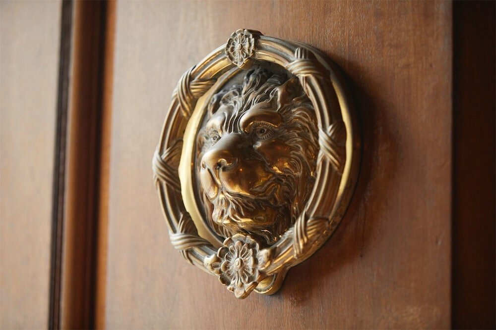 Фото The Counting House