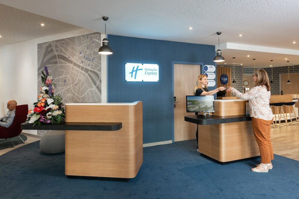 Фото Holiday Inn Express Rouen Centre - Rive Gauche by Ihg