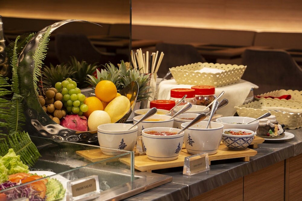 Фото Victoria Garden Hotel