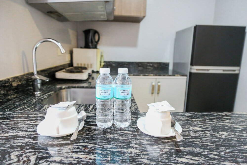 Фото Pacific Bay Grand Suites