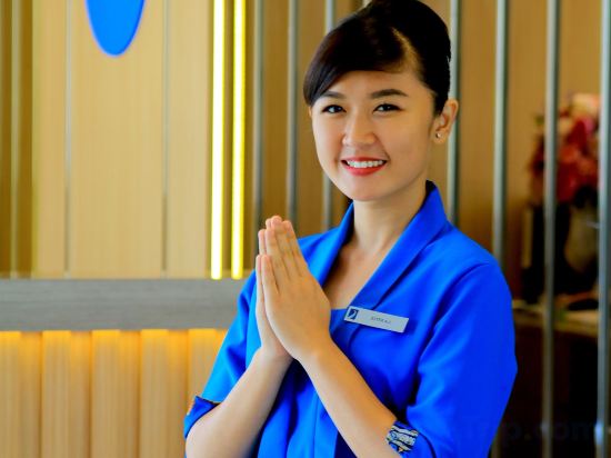 Фото Hotel Dafam Pacific Caesar Surabaya