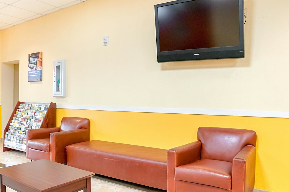 Фото Motel 6 New Orleans - Near Downtown