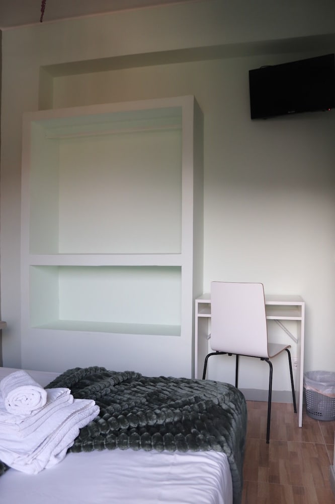 Фото Mirandesa Guesthouse