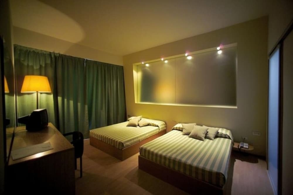 Фото Hotel President
