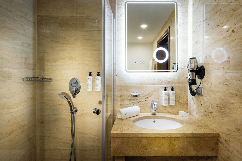 Фото Rosslyn Thracia Hotel