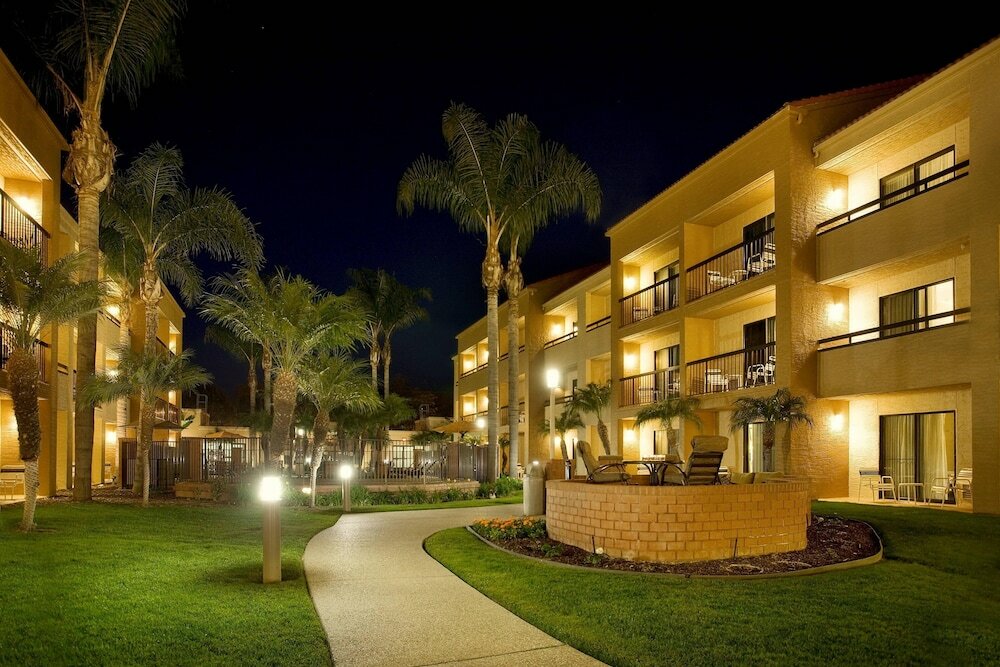 Фото Courtyard by Marriott San Diego Sorrento Valley