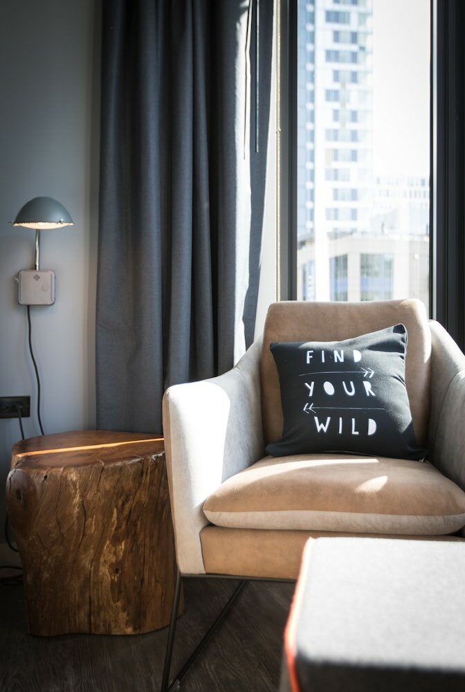 Фото Moxy Seattle Downtown