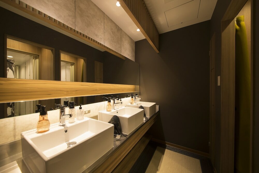 Фото Hotel Cargo Shinsaibashi