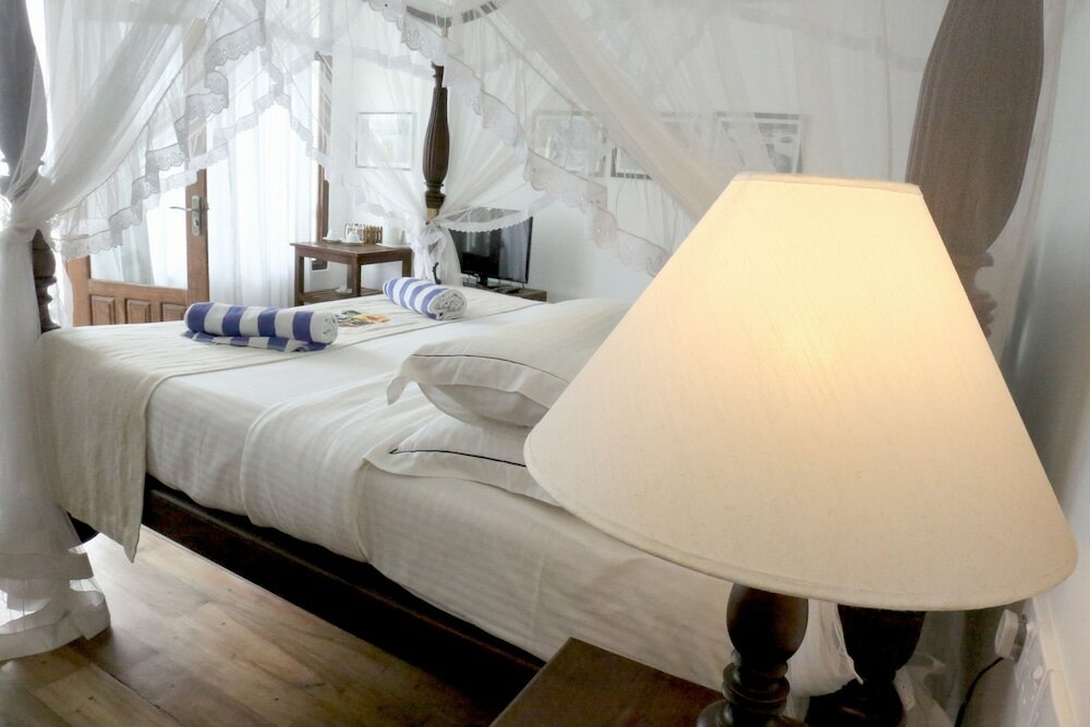 Фото Sea World Boutique Hotel