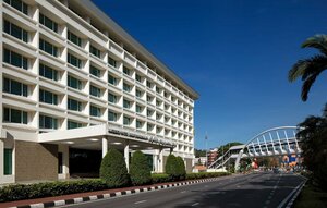 Гостиница Radisson Hotel Brunei Darussalam