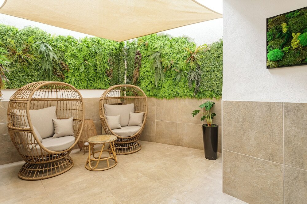 Фото Room Mate Leo Hotel