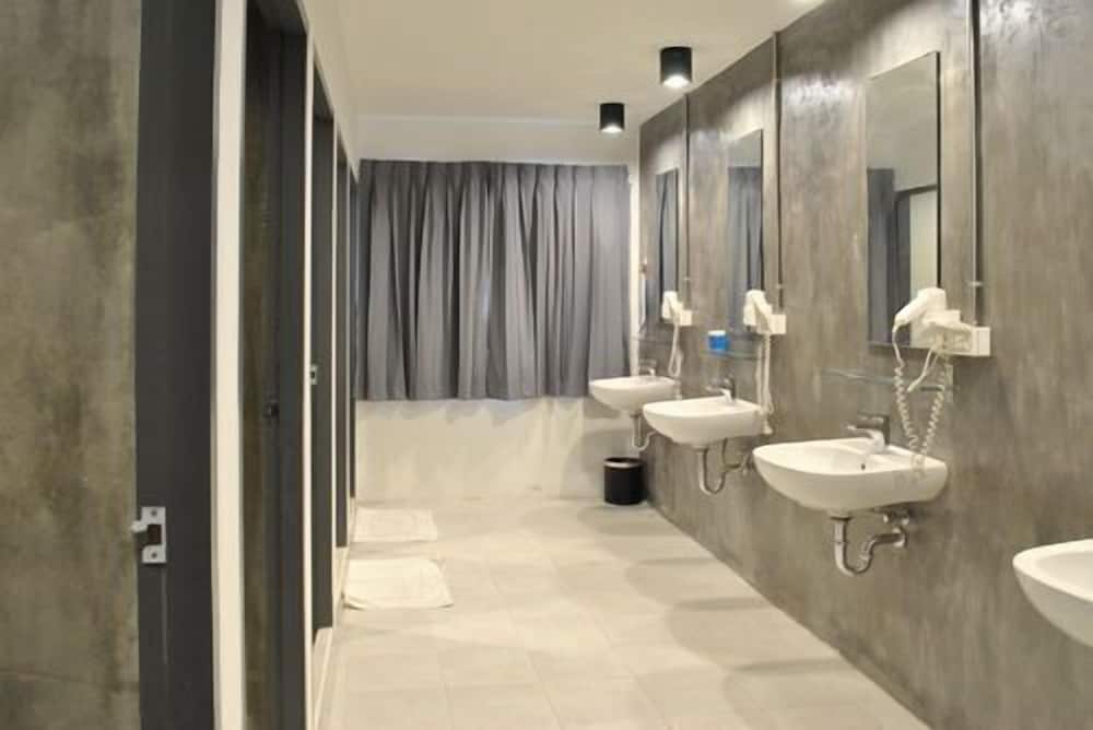 Фото My Hostel Ratchada