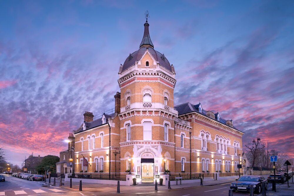 Фото Lansbury Heritage Hotel