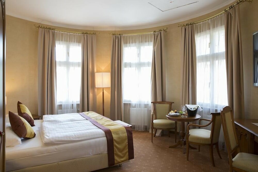Фото Hotel Sacher Baden