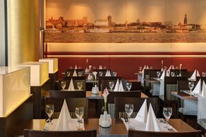 Гостиница IntercityHotel Hamburg Hauptbahnhof