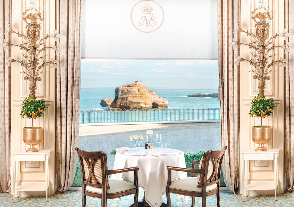 Фото Hôtel Du Palais