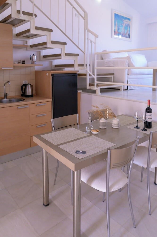 Фото Elizabeth Suites