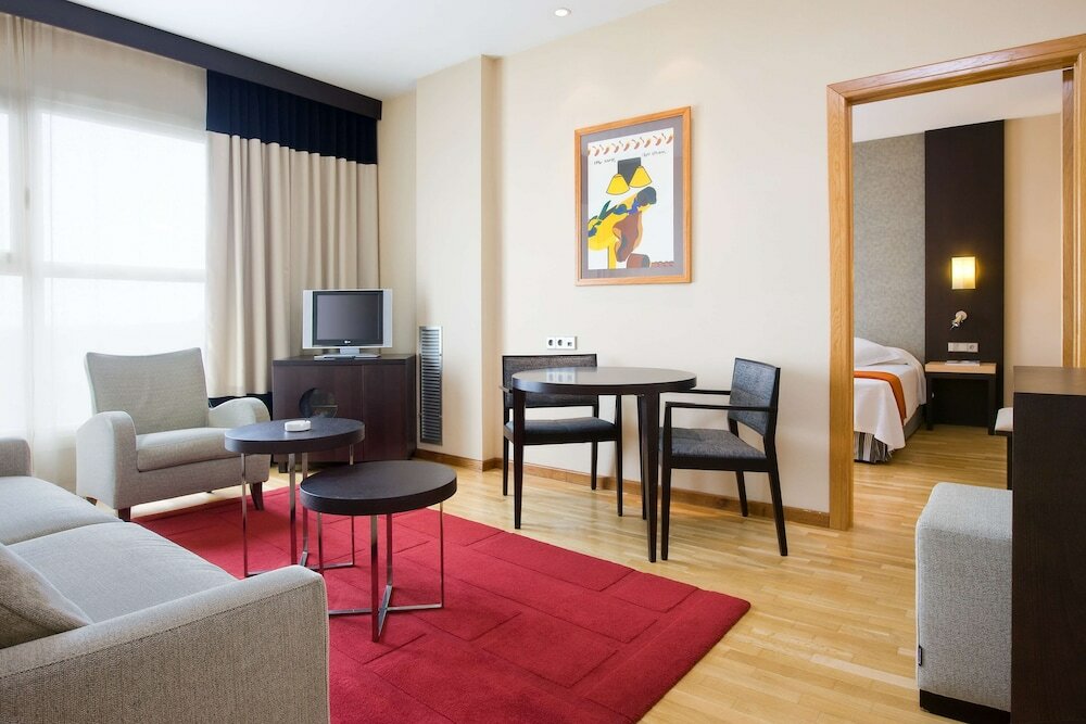 Фото Nh Valencia Center