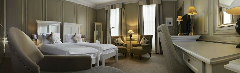 Фото Vanbrugh House Hotel