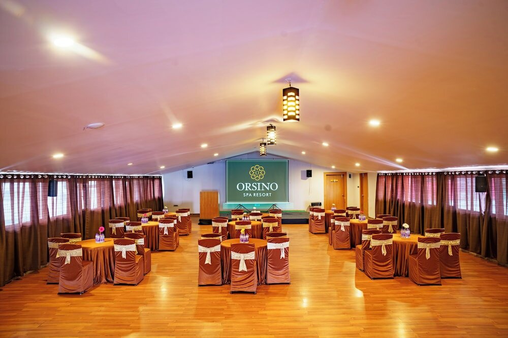 Фото Orsino Resort Mall Road