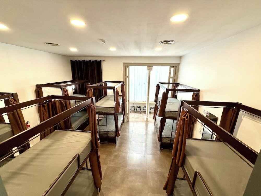 Фото Hip Karma Hostel