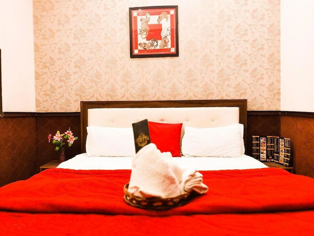 Фото Osaka Taj Hotel