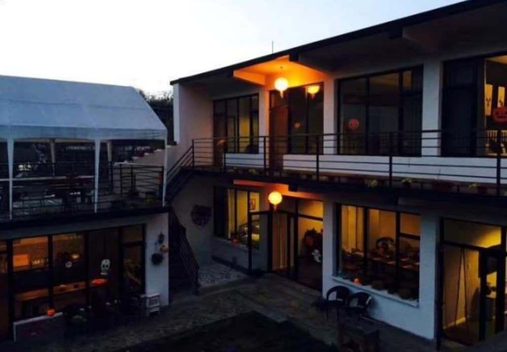 Фото Beijing Yijingjiali Inn